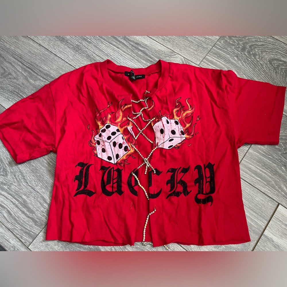 Flashy red shirt